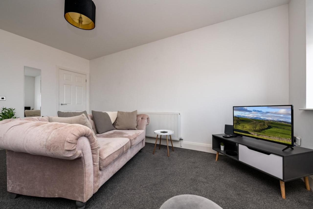 The Croston Balcony Apartment- Morecambe Central Promenade, Beach Front And Sea Views エクステリア 写真